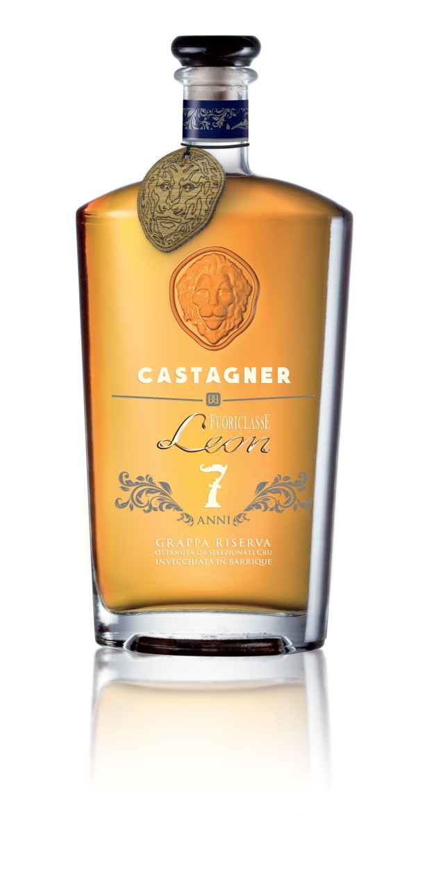 Image of Castagner Fuoriclasse Leon 7 Jahre Riserva Grappa 38% 0,7l (91,29 &euro; pro 1 l)